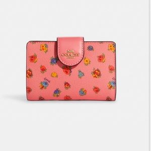 Coach Medium Corner Zip Wallet With Mini Vintage Rose Print